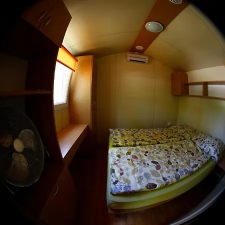 Parque de Campismo Termal Lipót